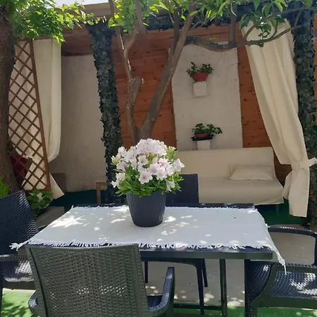 Con Giardino E Area Barbecue Apartmán Martis